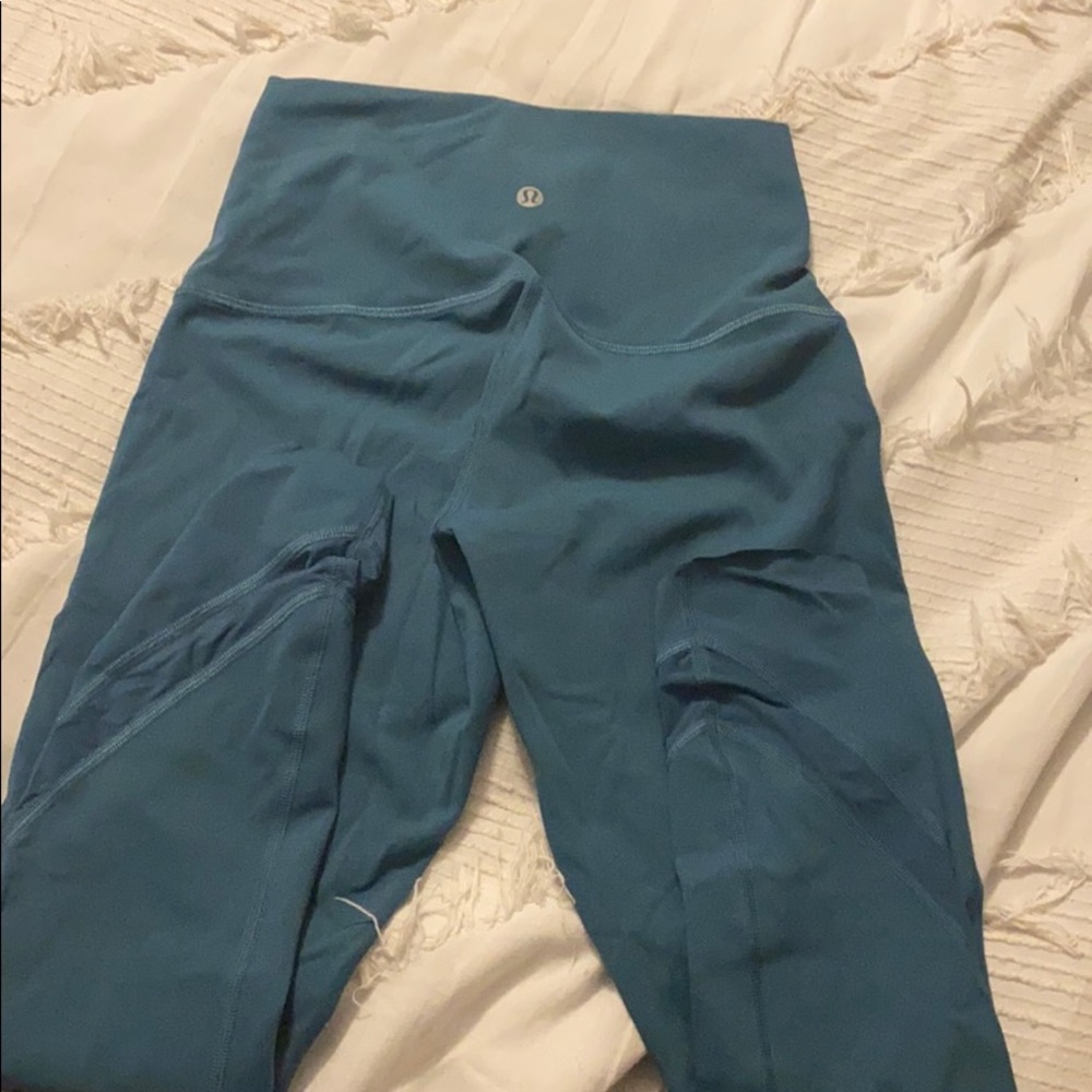 Lululemon leggings size 4 - 23”